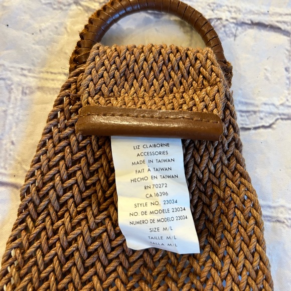 VINTAGE LIZ CLAIBORNE (2) BRAIDED BELTS MADE IN TAWIAN BROWN & BEIGE SIZE M/L - Picture 3 of 7
